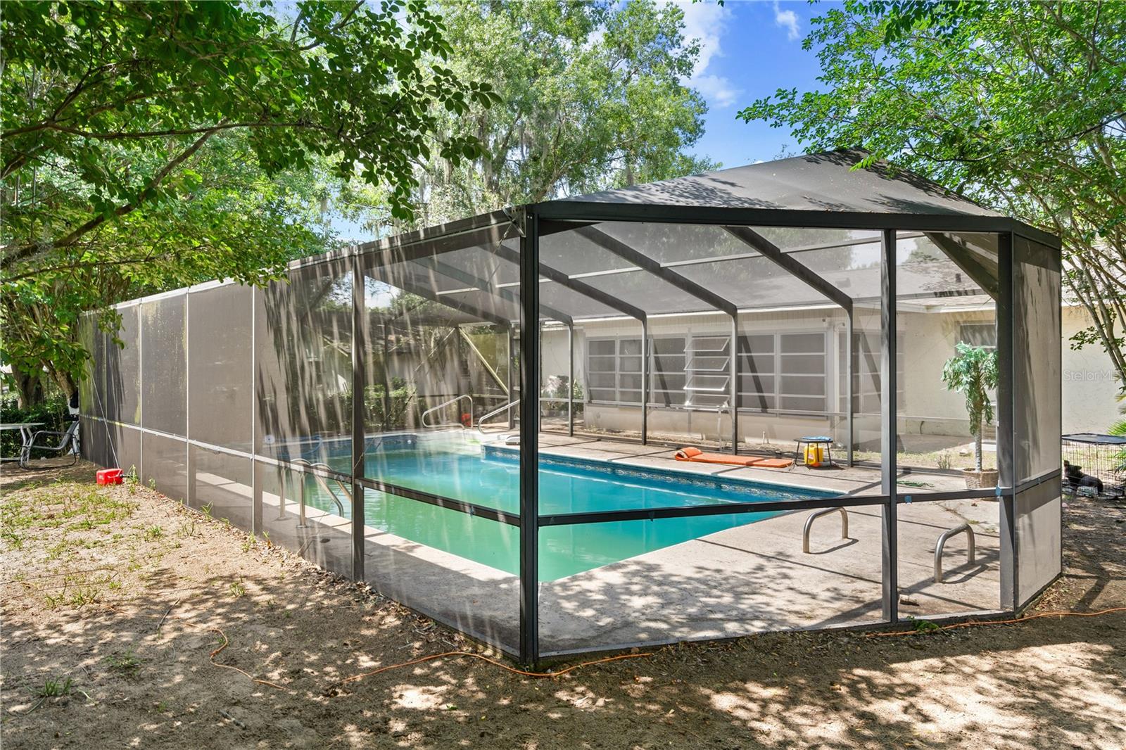 SILVER SPRINGS SHORES - Residential