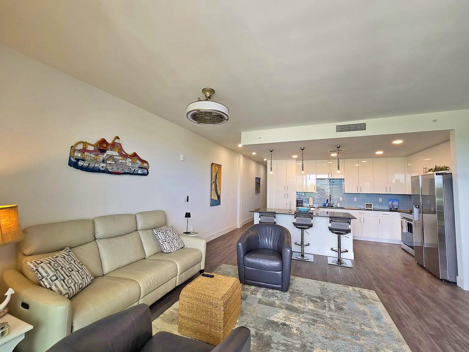 THE STRAND OF SARASOTA - Residential