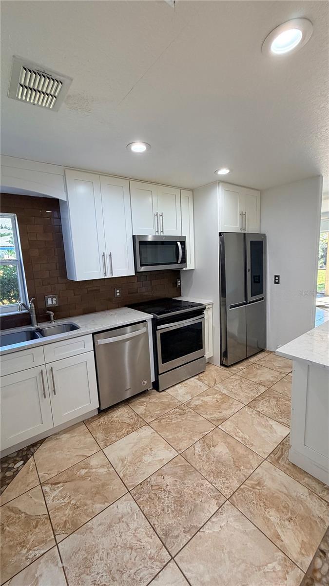 ROCKET CITY - Residential