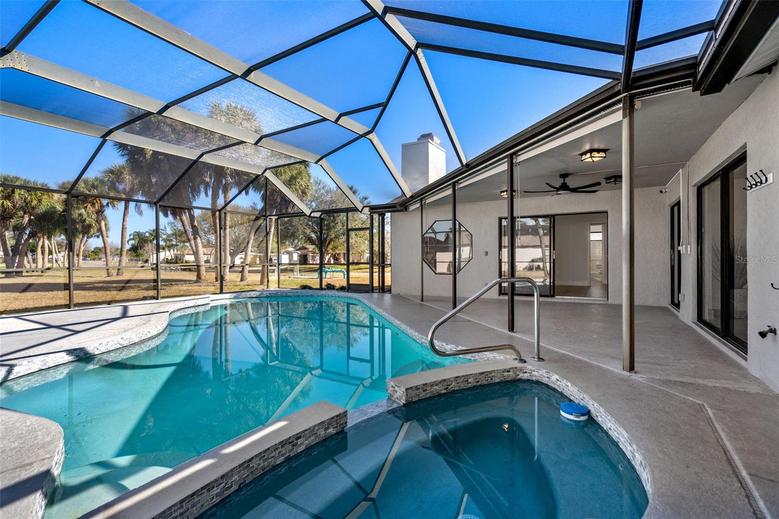 GULF GATE EAST - Residential