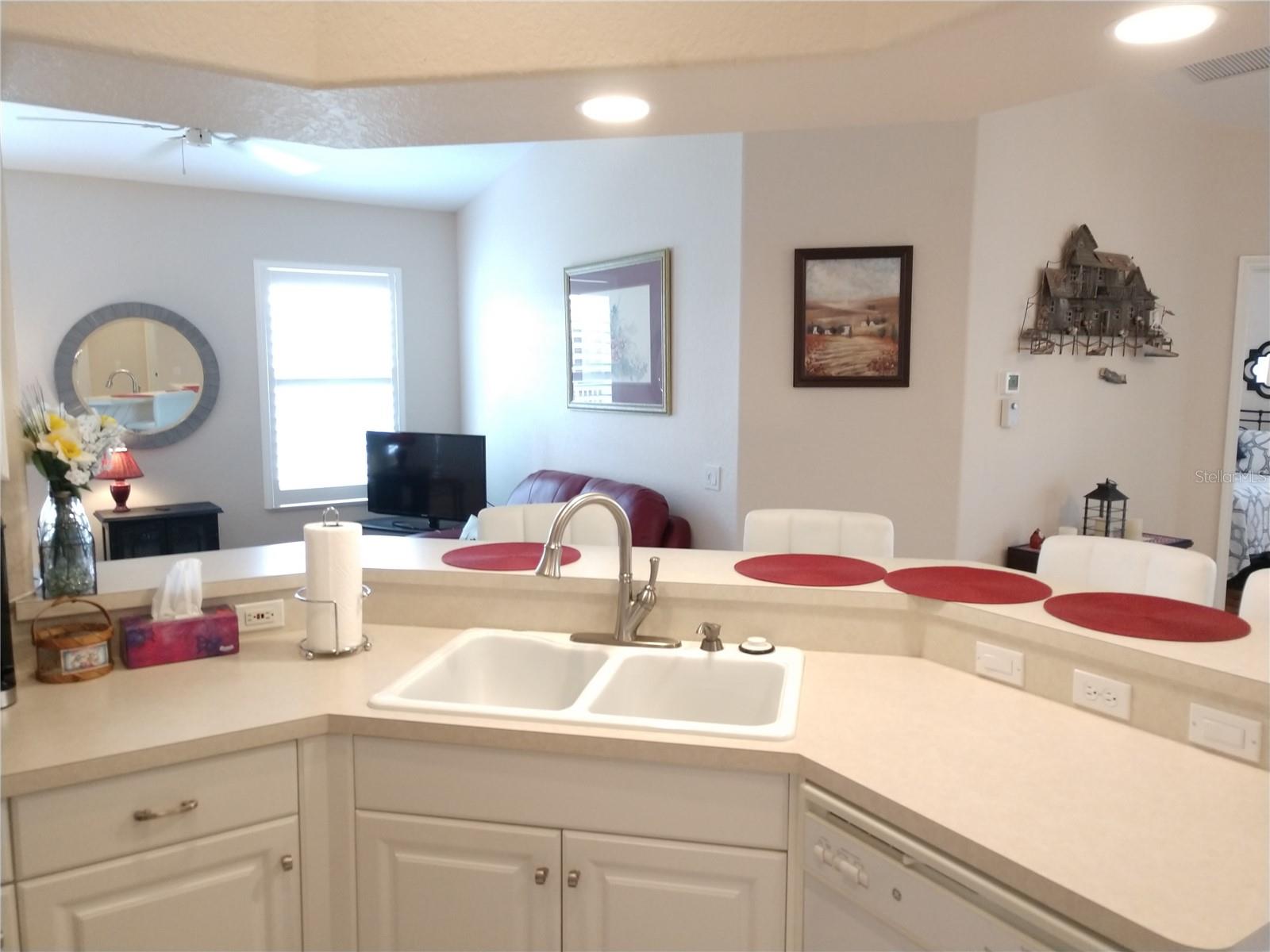 L PAVIA - Residential Lease