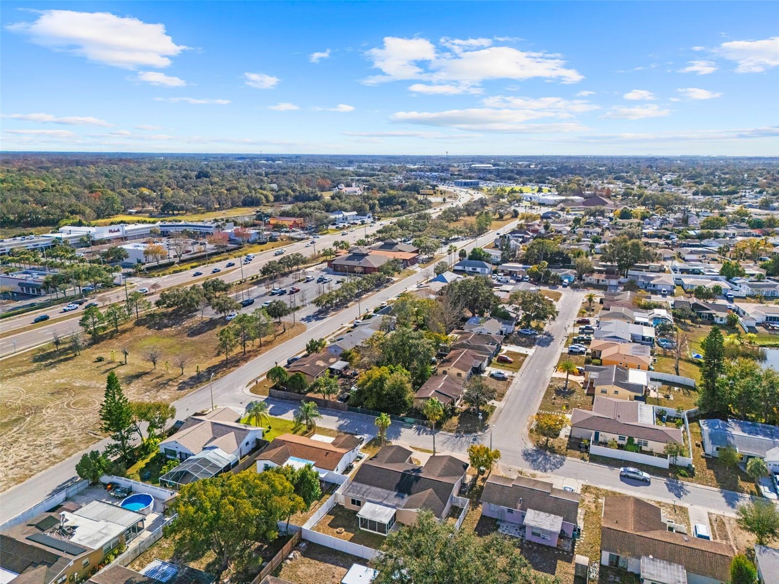 THE LAKES - Residential