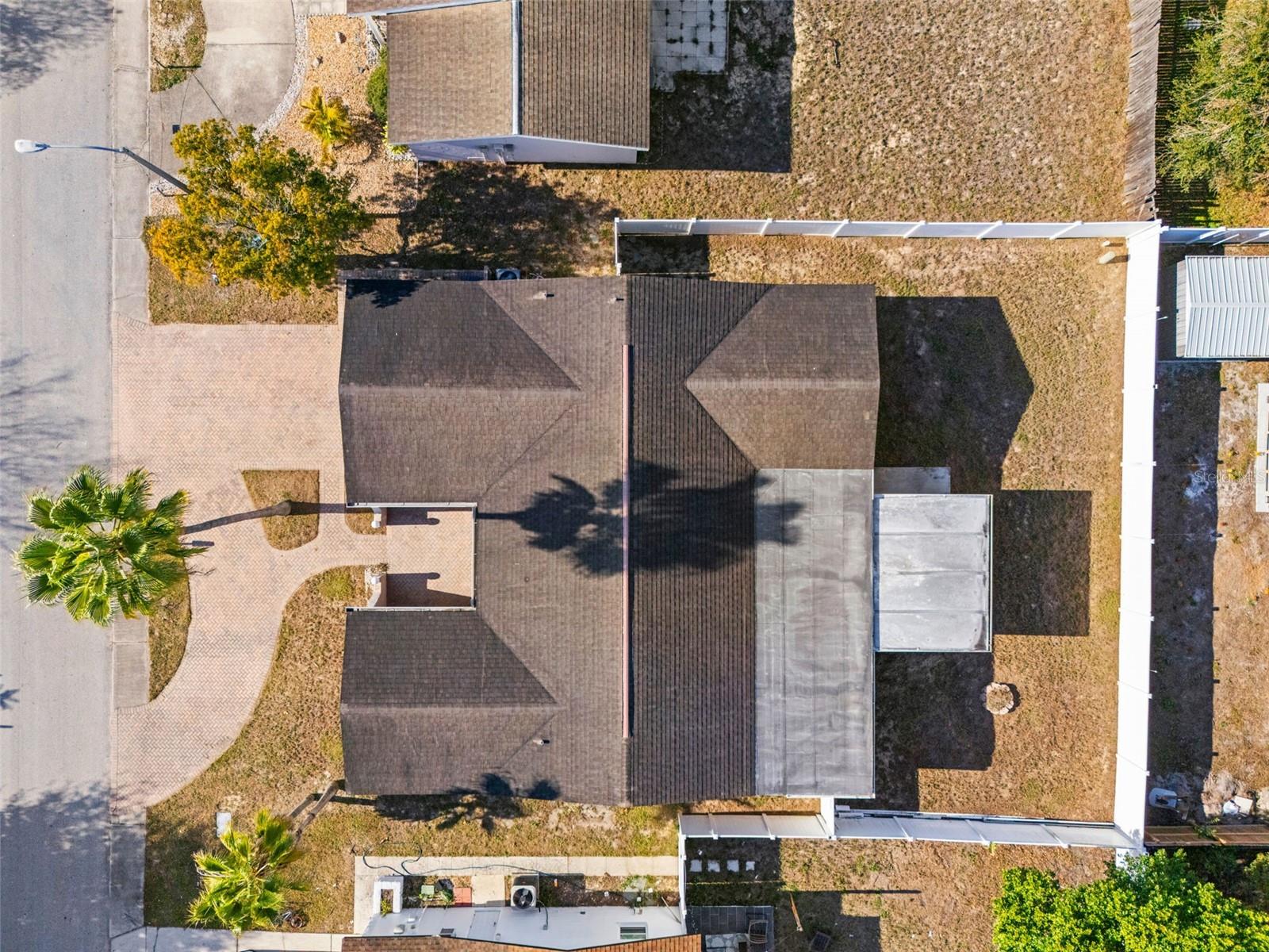 THE LAKES - Residential