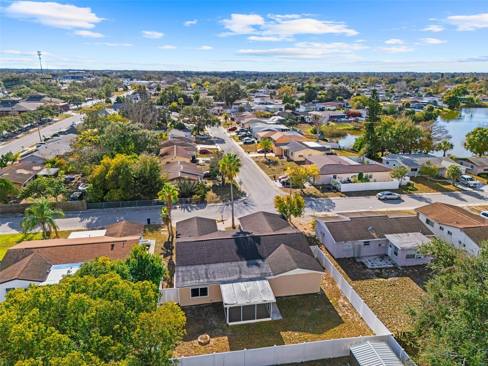 THE LAKES - Residential