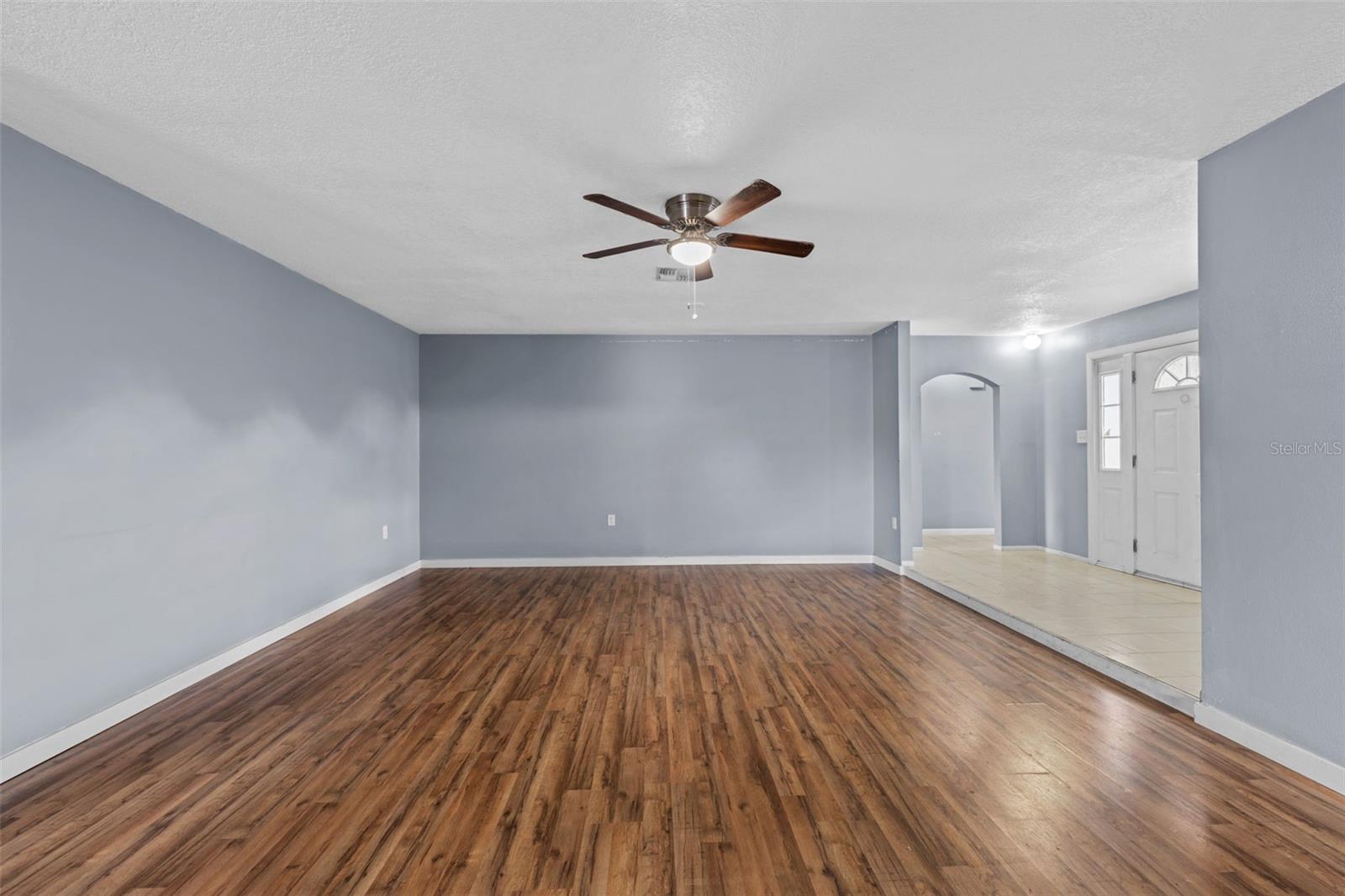 THE LAKES - Residential