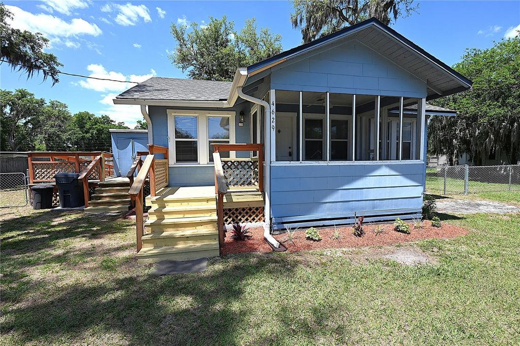 Photo of 4629 Old Road 37, Lakeland, FL 33813 (MLS # L4961316)