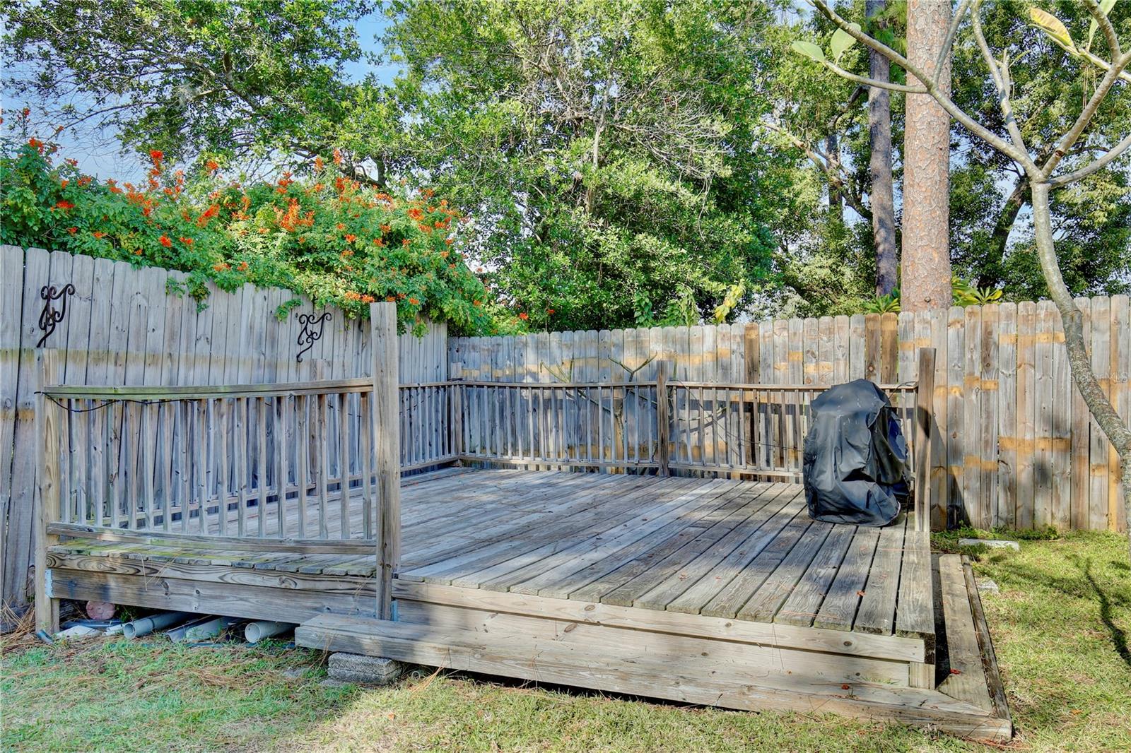 SPRING OAKS - Residential