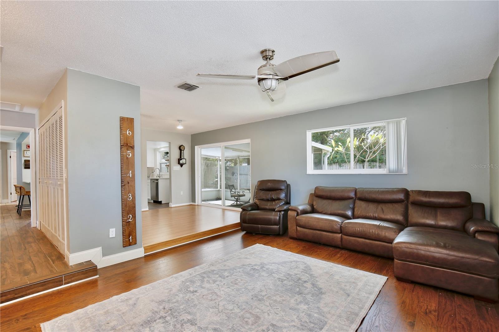 SPRING OAKS - Residential