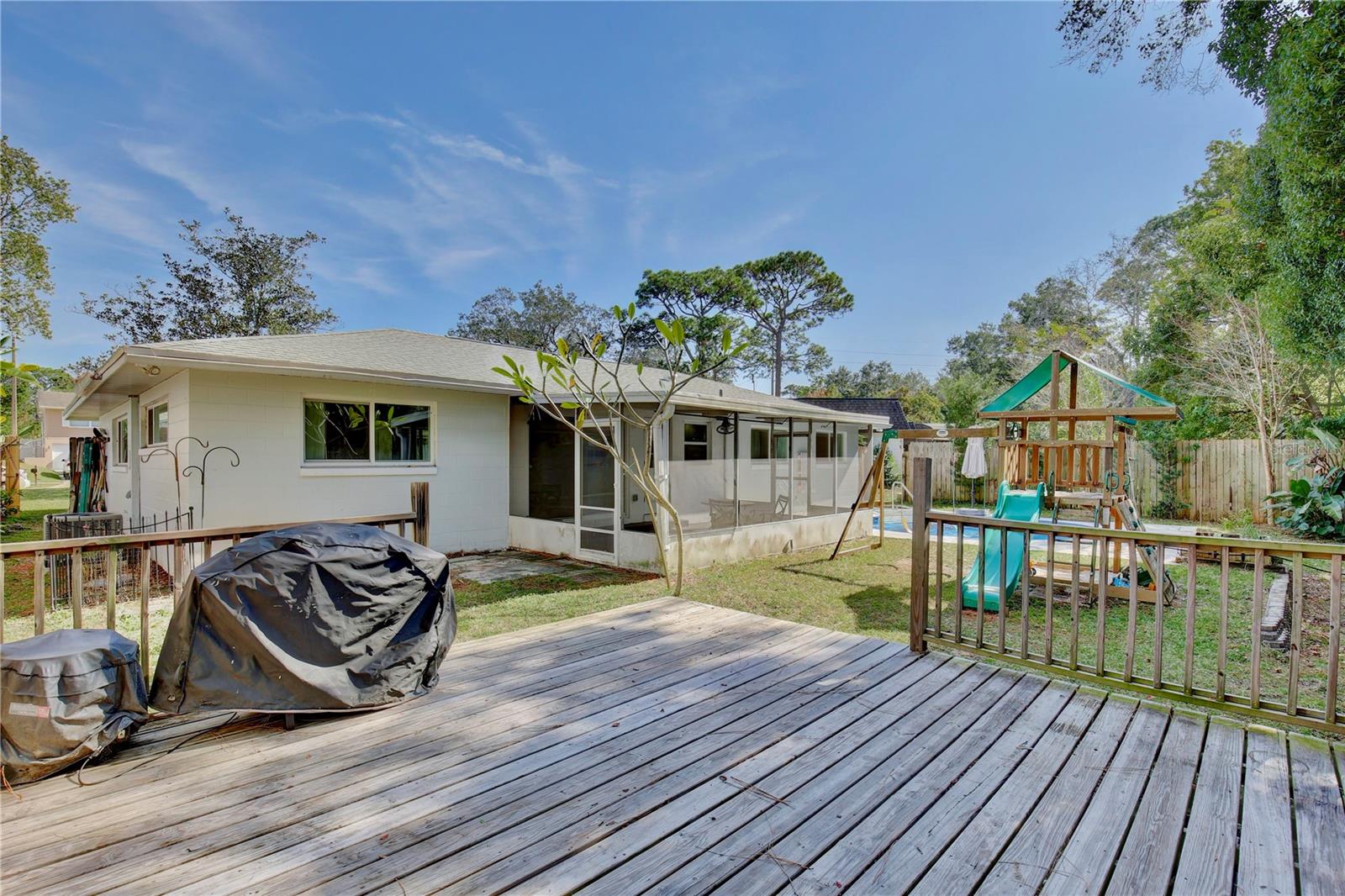 SPRING OAKS - Residential