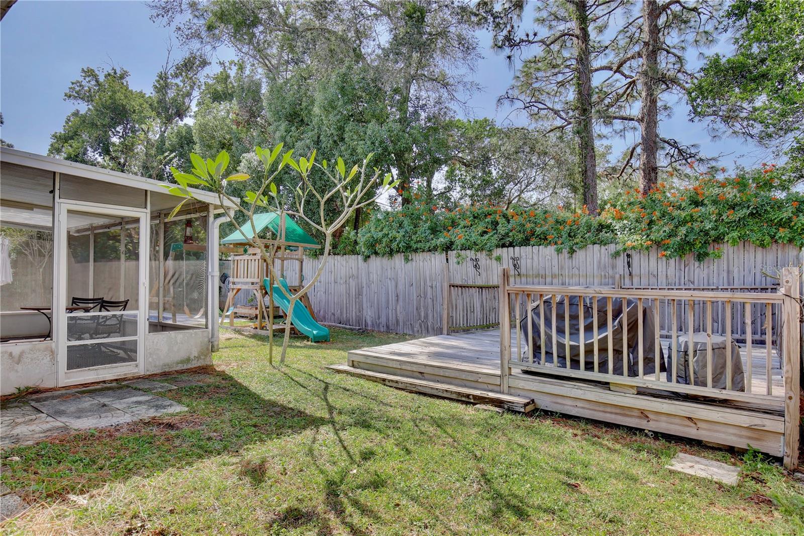 SPRING OAKS - Residential