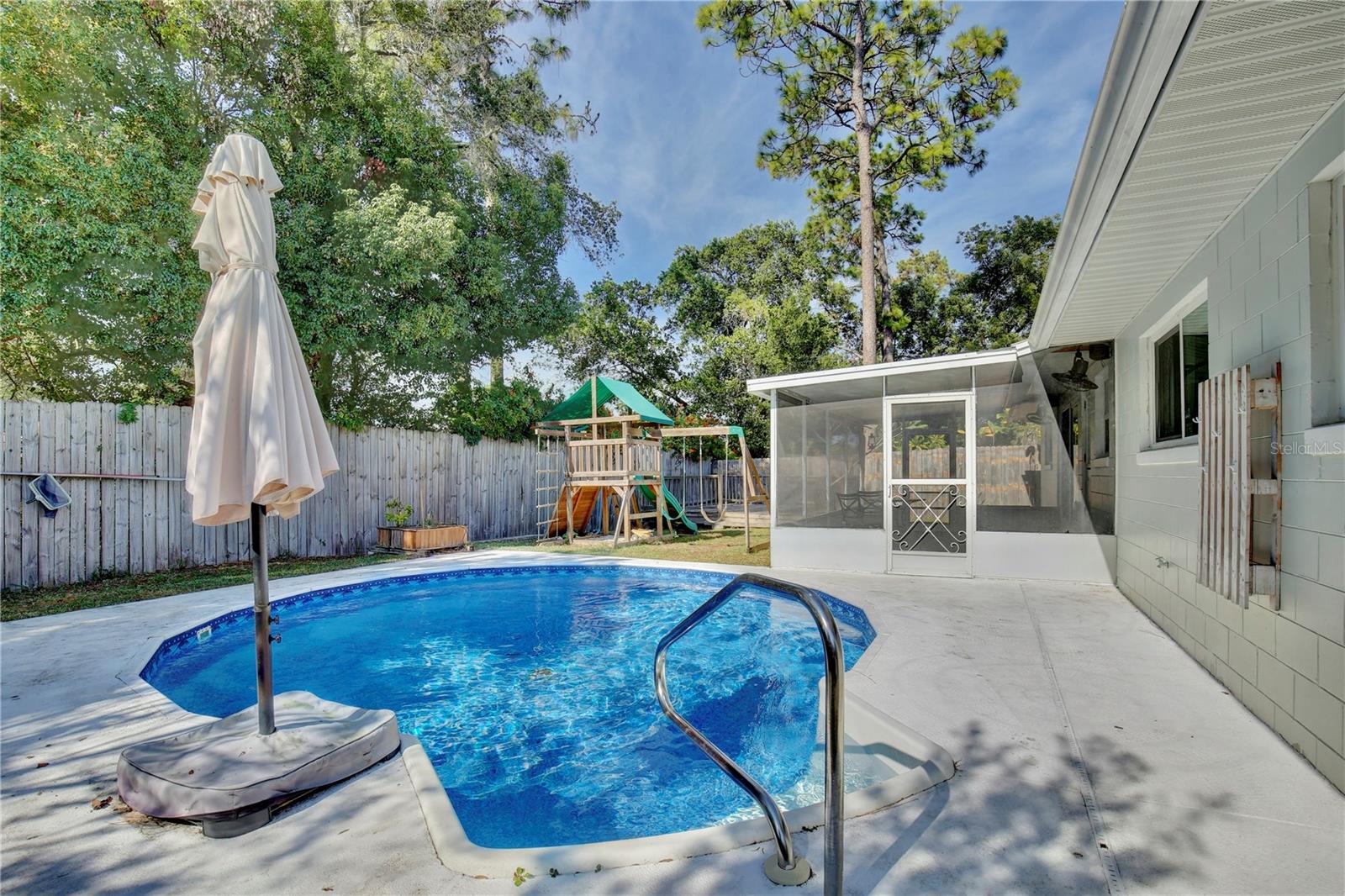 SPRING OAKS - Residential