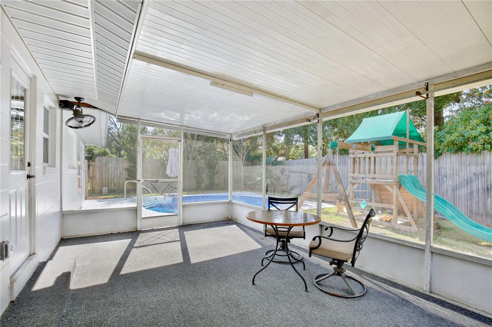 SPRING OAKS - Residential