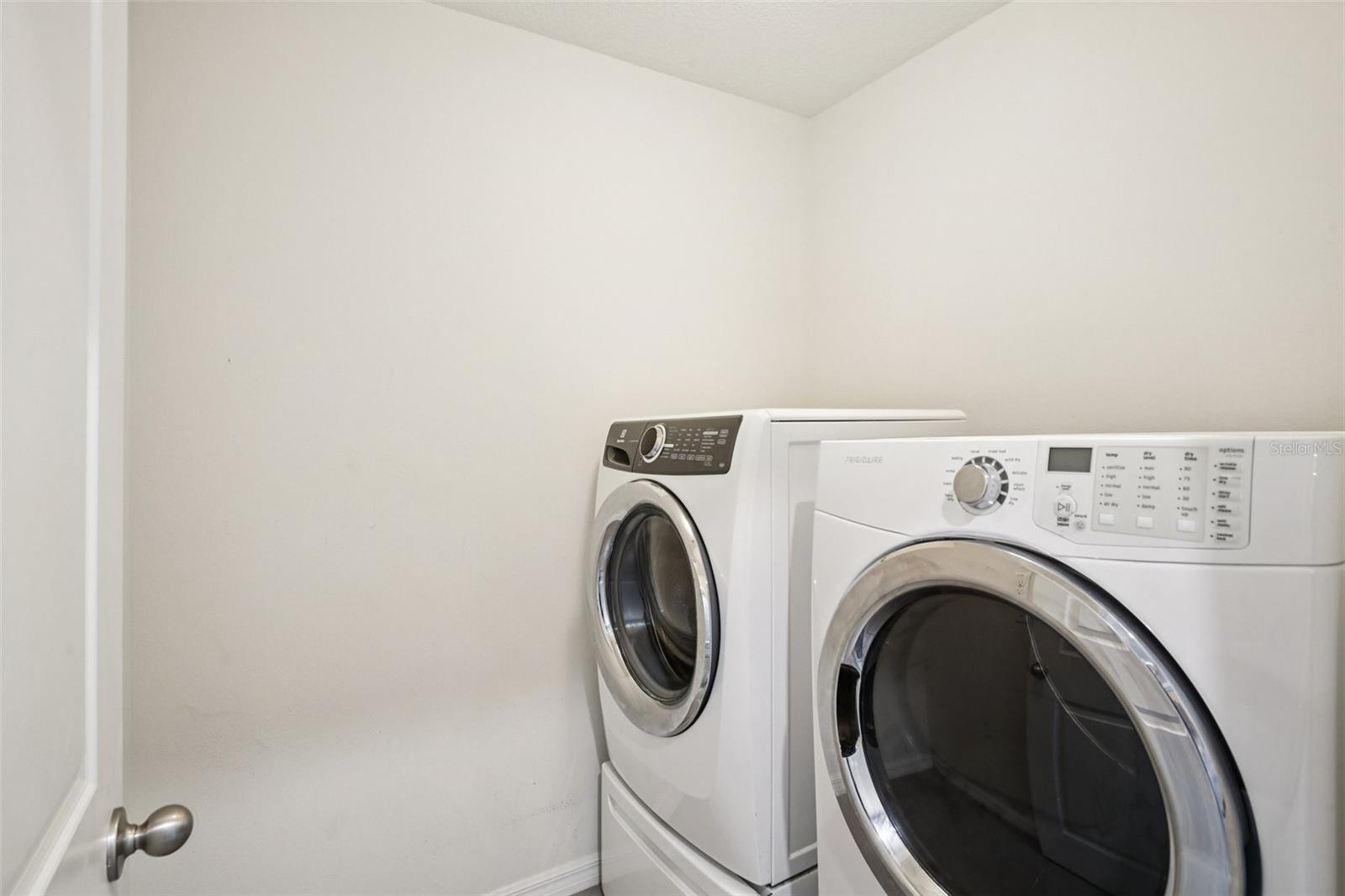 WALDEN WOODS SINGLE FAMILY - Residential