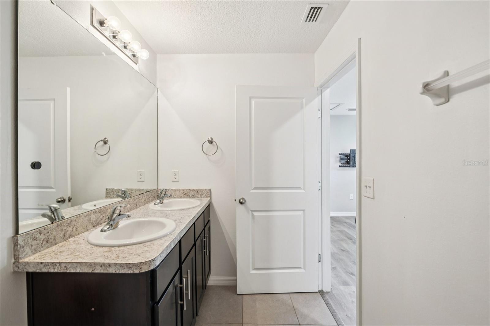 WALDEN WOODS SINGLE FAMILY - Residential