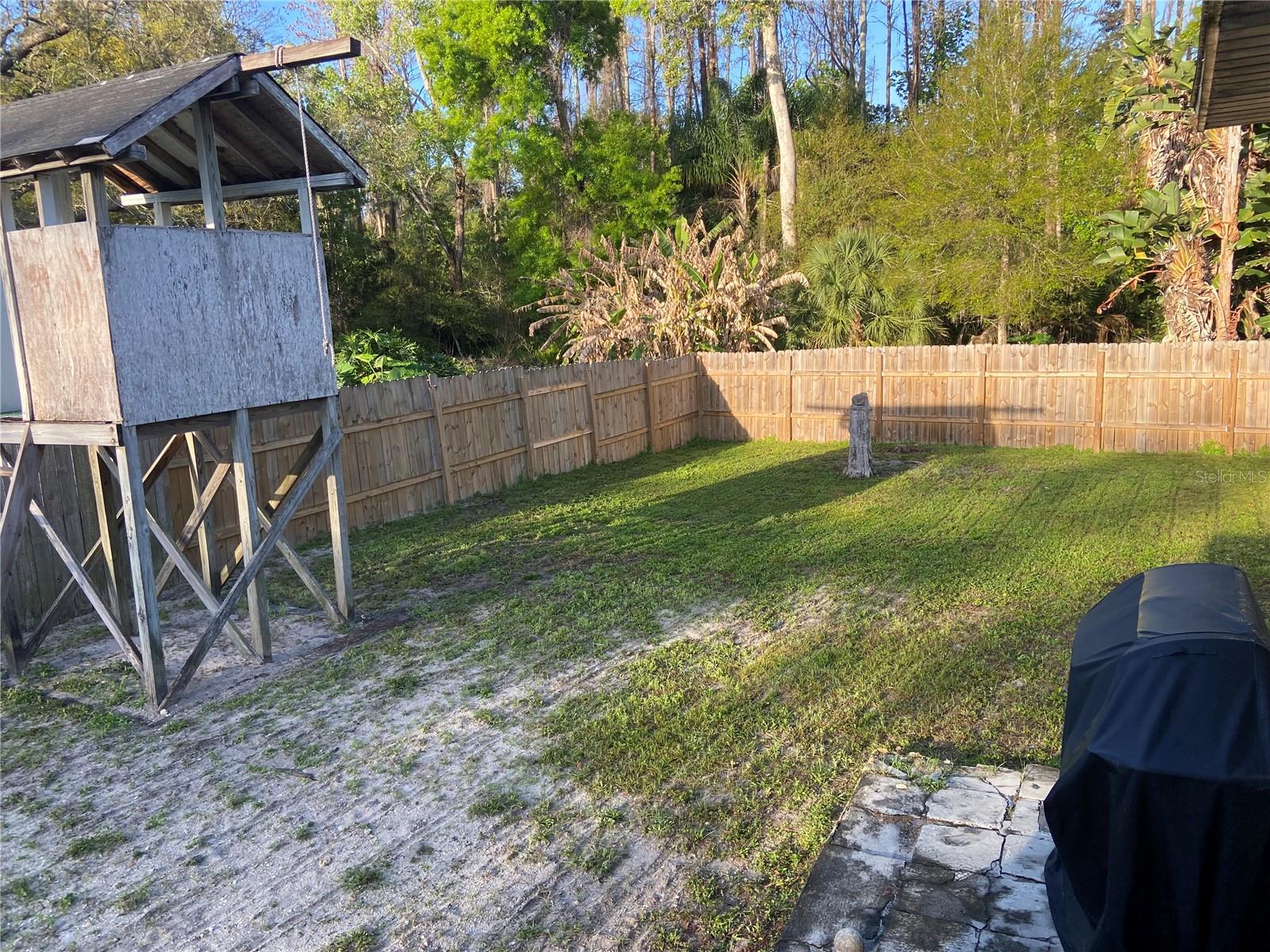 YOUNGS SUB DE LUXE - Residential