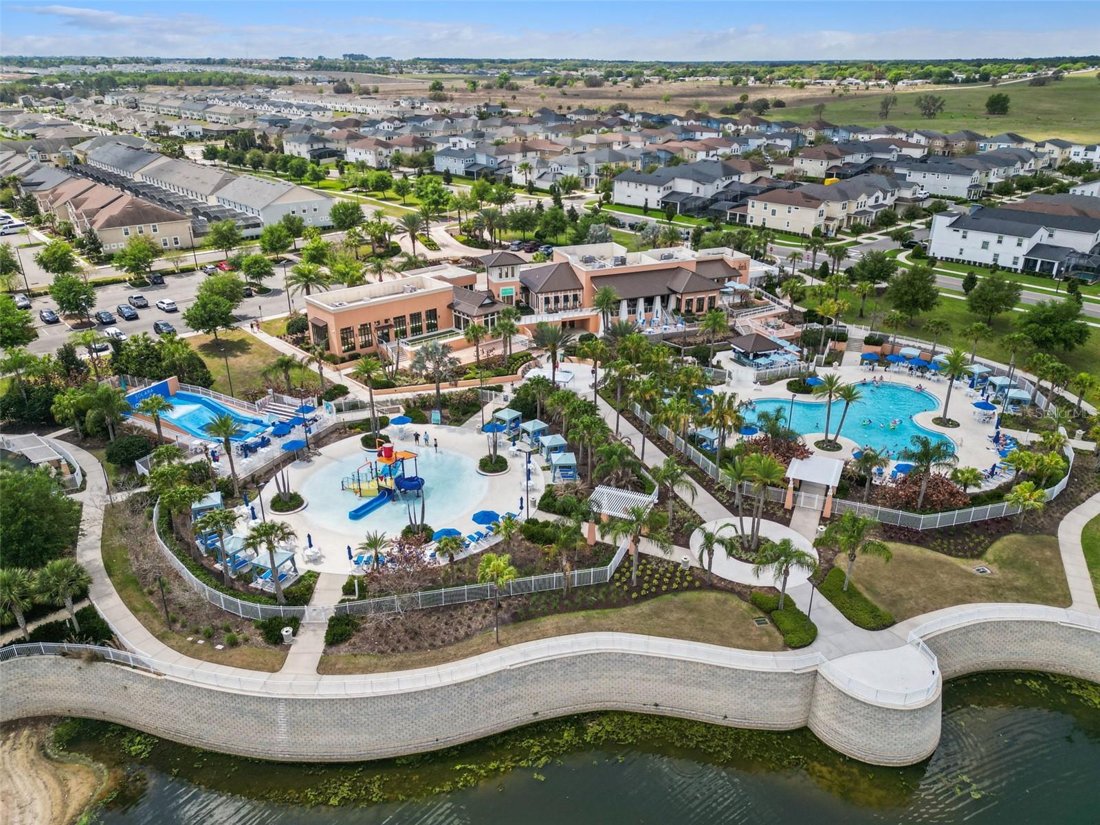 SOLARA RESORT - Residential