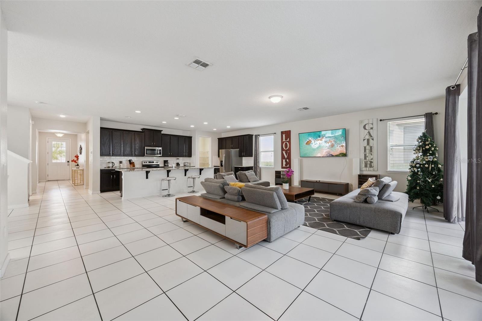 9008 SUNSHINE RIDGE LOOP