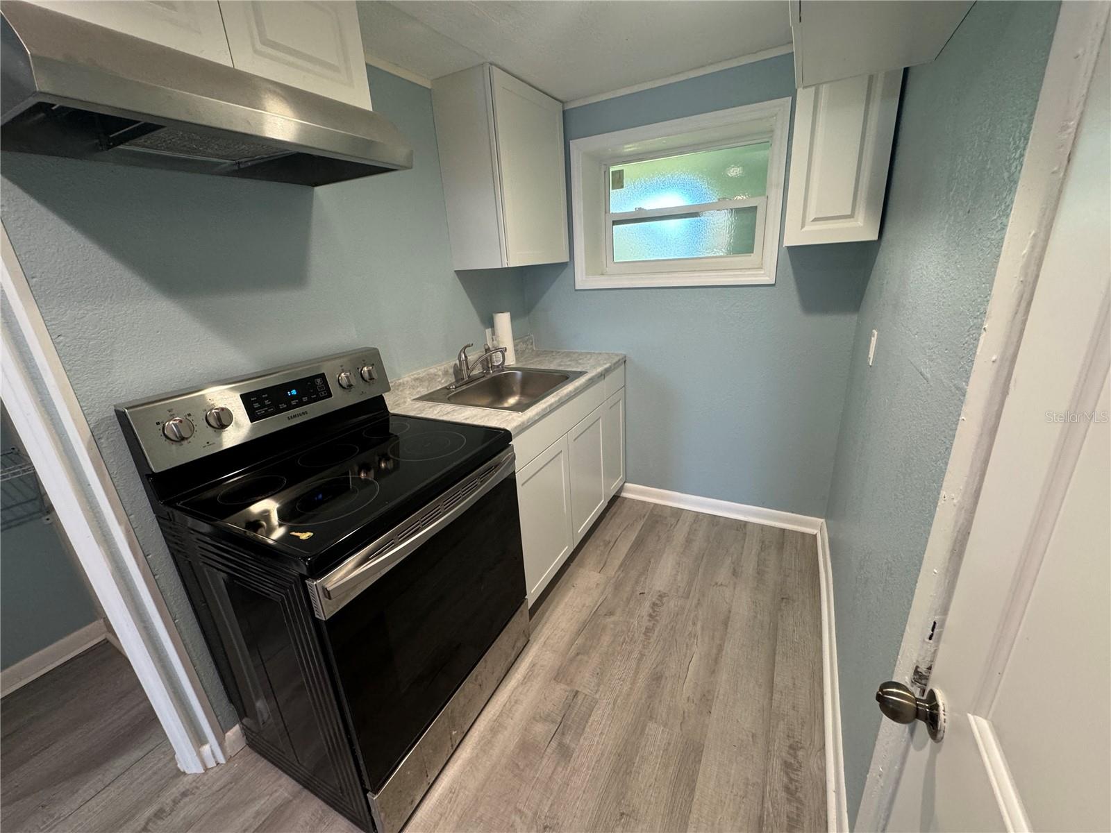 UMATILLA MITCHENORS ADD - Residential Lease