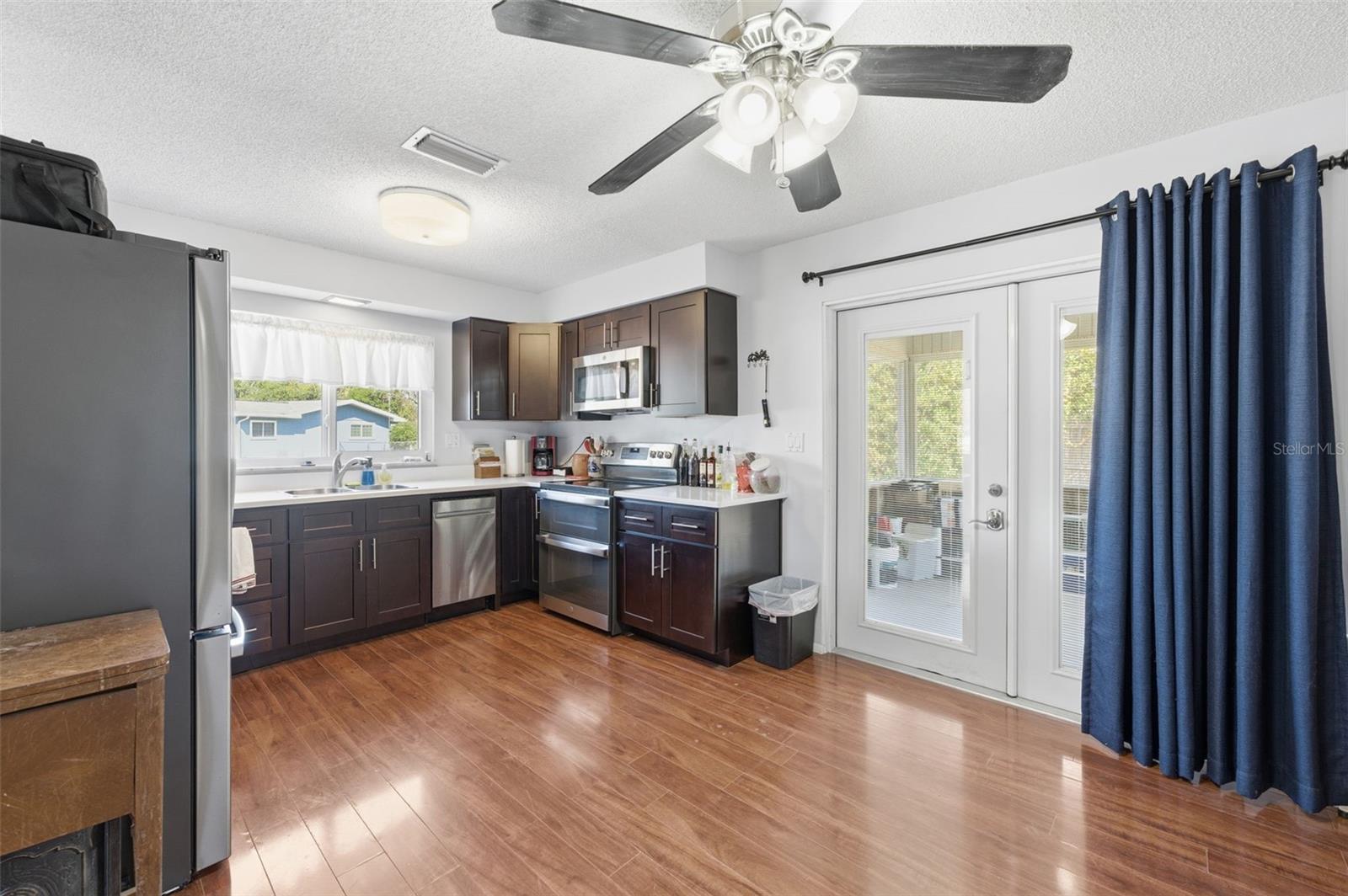 SPRING HILL - Residential