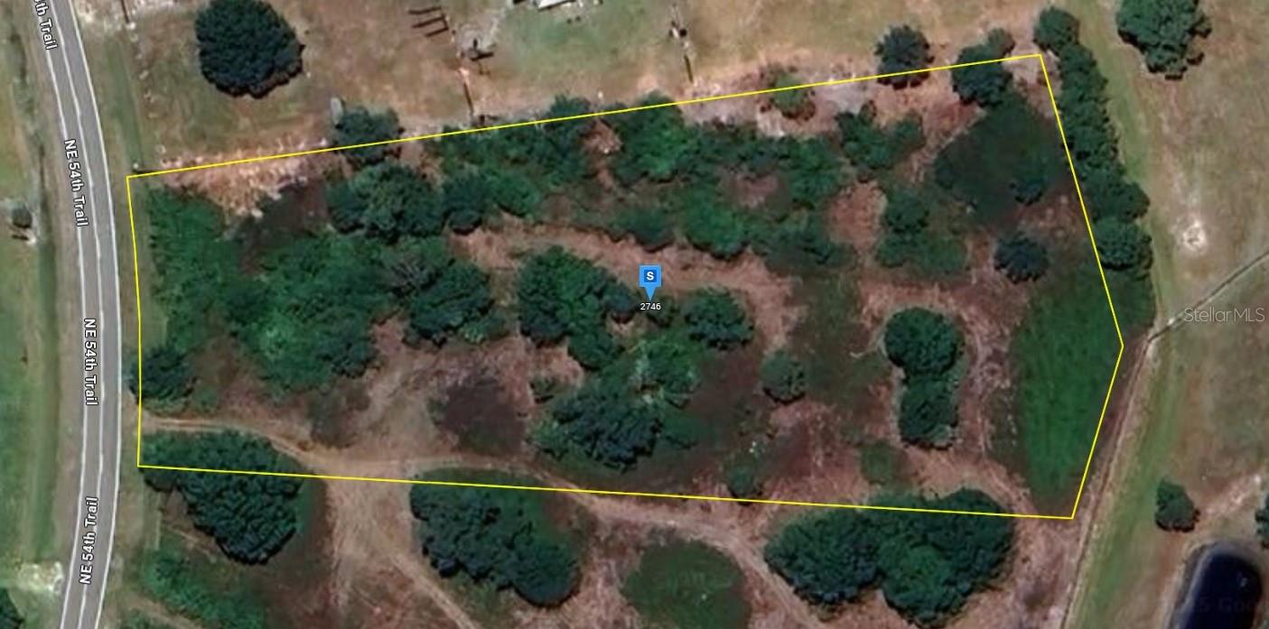 This beautiful 2.58 acre property in the Okeechobee R-Bar estates provides you with a great location, quiet nights and paved roads. This lot appears to have access to some utilities for a quick and easy build. Well and septic appear needed. Don't miss out on what could be your new forever home. The buyer will be responsible to confirm utilities, details listed and any restrictions. Great investment property! Listing is for land only and comes As Is.
I MAKE IT MY POLICY TO PUT ALL KNOWN INFORMATION ABOUT EACH LOT IN THE WRITE_UP DETAILS, SO IF YOU DON’T SEE THE ANSWER YOU’RE LOOKING FOR , PLEASE CONTACT THE COUNTY TO GATHER INFORMATION.PLEASE UNDERSTAND WHEN BUYING OR SELLING VACANT/RAW LAND THIS IS USUALLY THE CASE. THE LISTING AGENT DOES NOT GUARANTEE THE ACCURACY OF THE INFORMATION IN THIS LISTING AND IS TO BE HELD HARMLESS OF ANY MISREPRESENTATION. BUYERS ARE ENCOURAGED TO DO THEIR OWN DUE DILIGENCE TO MAKE SURE THE LOT IS A GOOD FIT. SELLERS HAVE STATED THAT THEY WISH TO SELECT THE TITLE AGENCY FOR CLOSING. THEY ARE WILLING TO COVER THAT COST AT CLOSING. THANK YOU FOR LOOKING. THIS IS A FLAT FEE LIMITED-SERVICE LISTING.