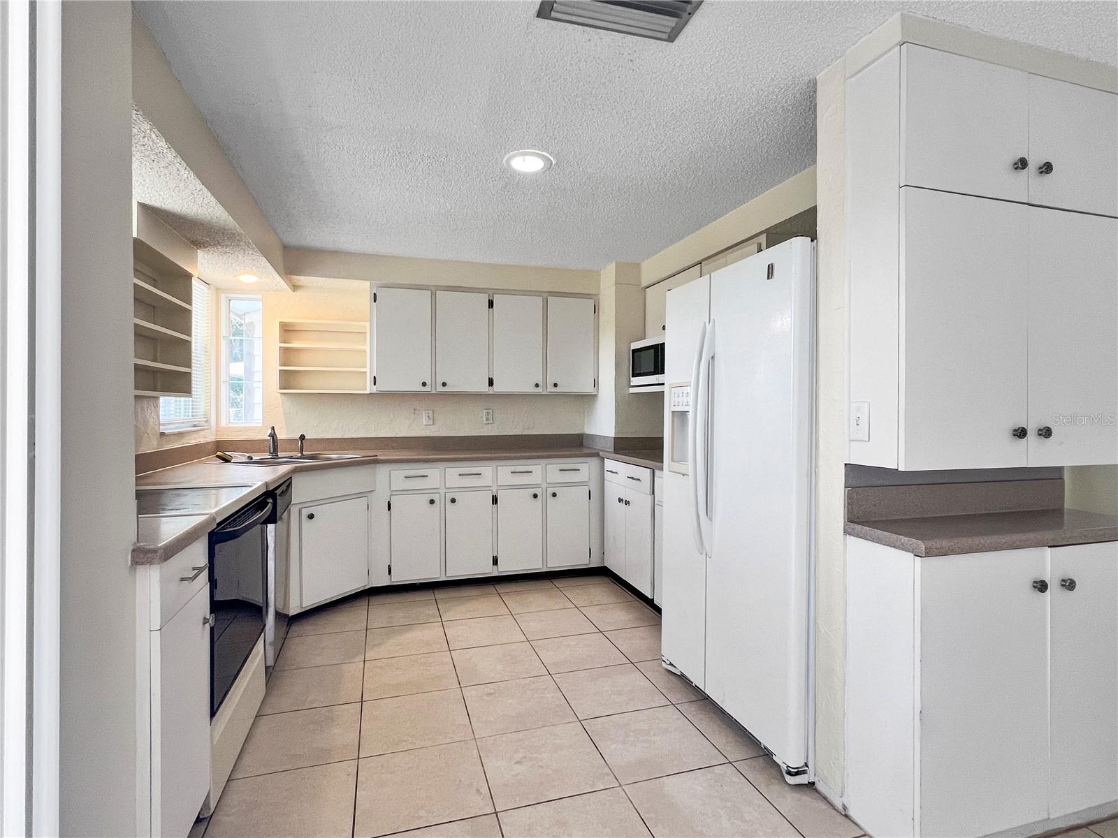 SARASOTA SPGS - Residential Lease