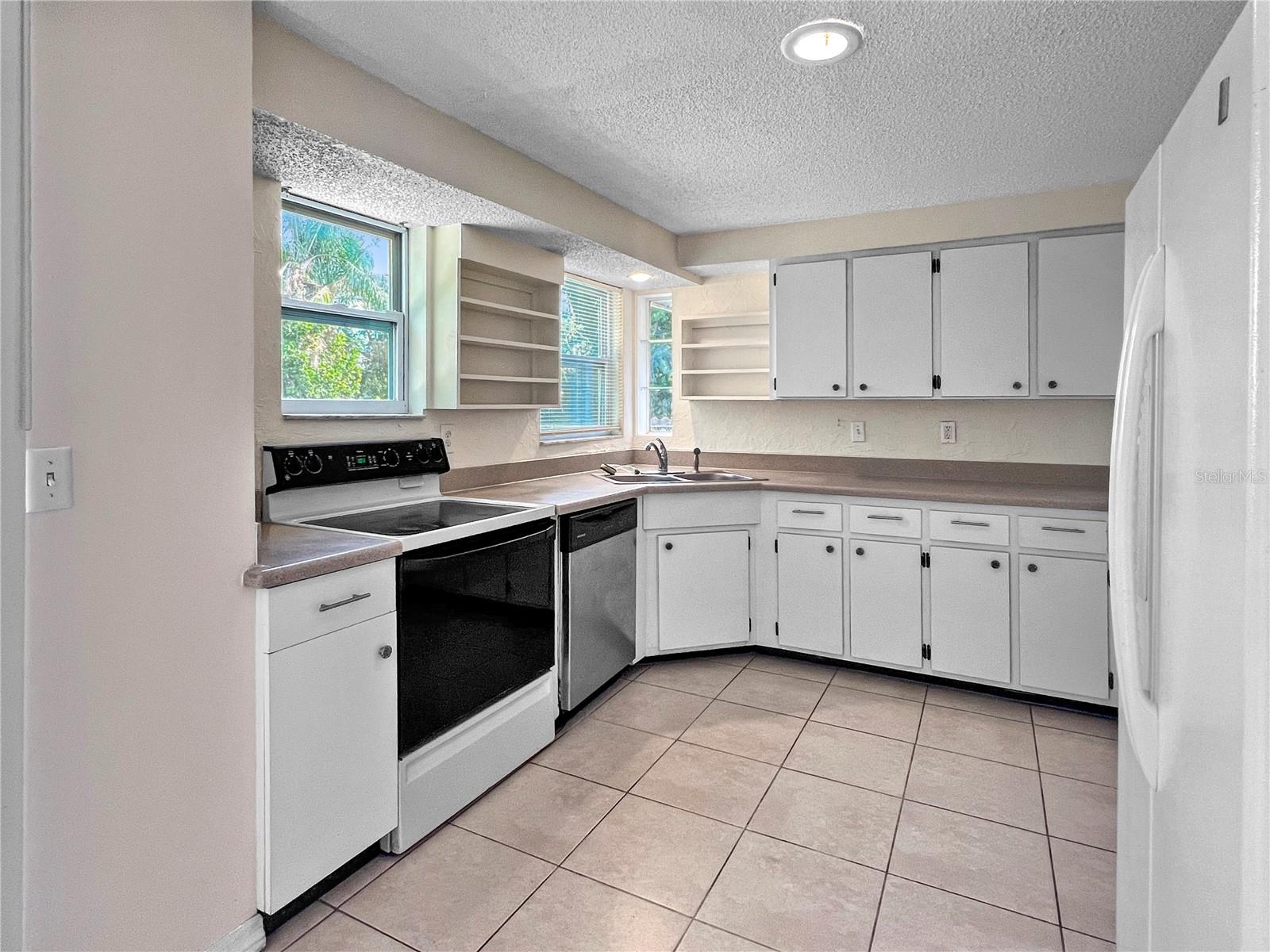 SARASOTA SPGS - Residential Lease