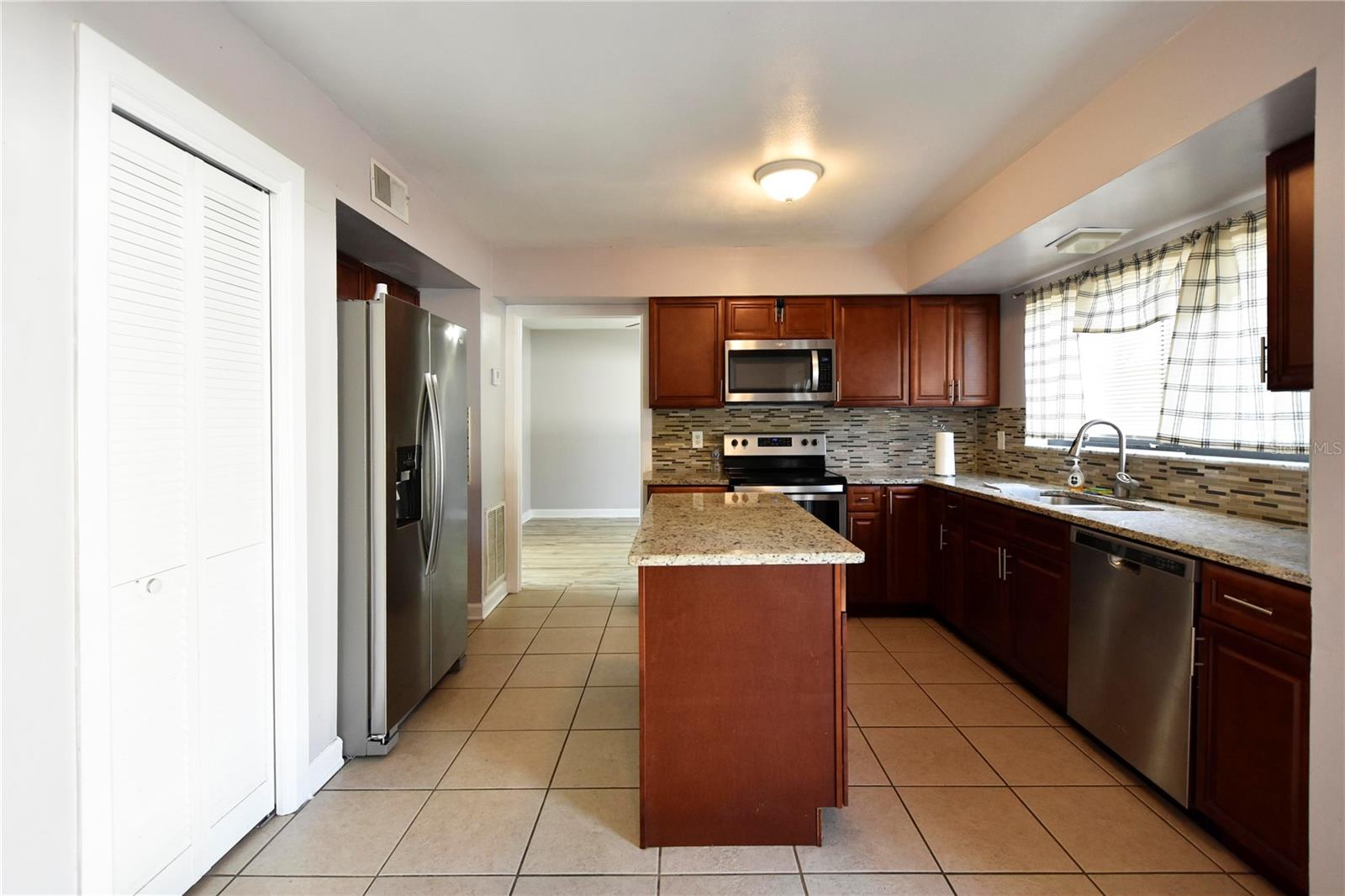 COUNTRY PLACE UNIT I - Residential