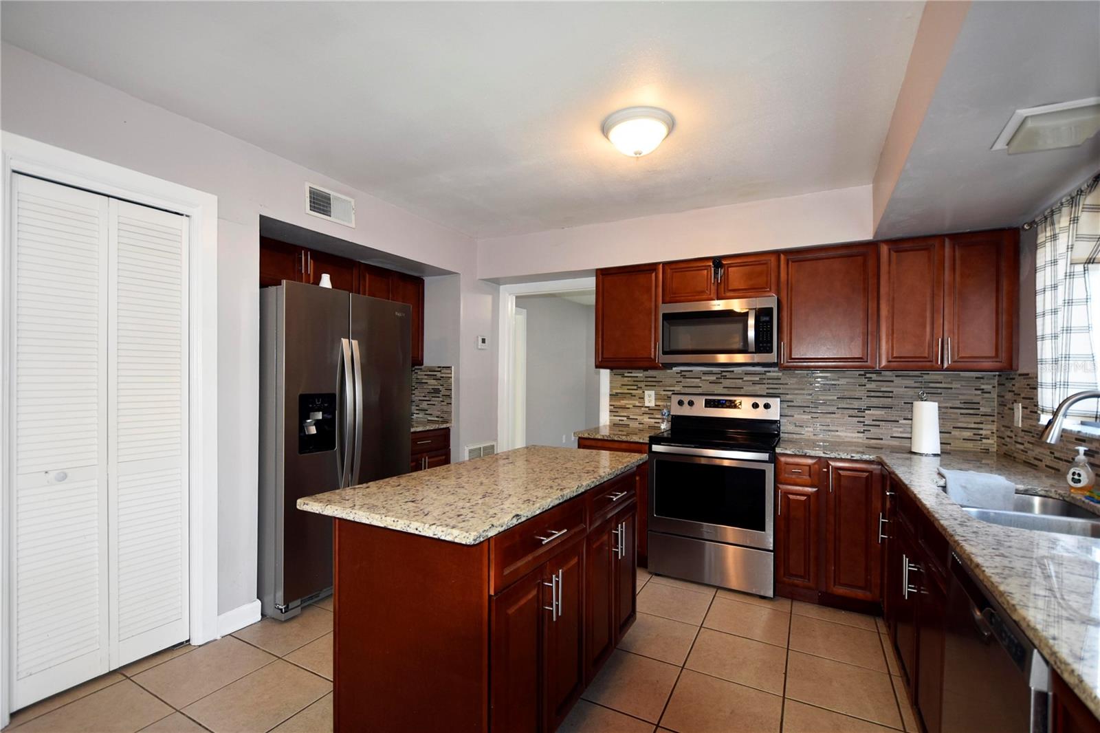 COUNTRY PLACE UNIT I - Residential