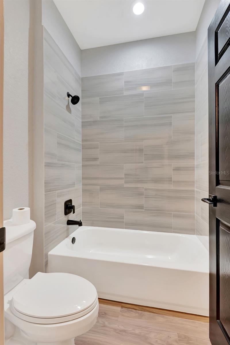 AVALON AT THE VILLAGES OF PALM-AIRE 1 - Residential