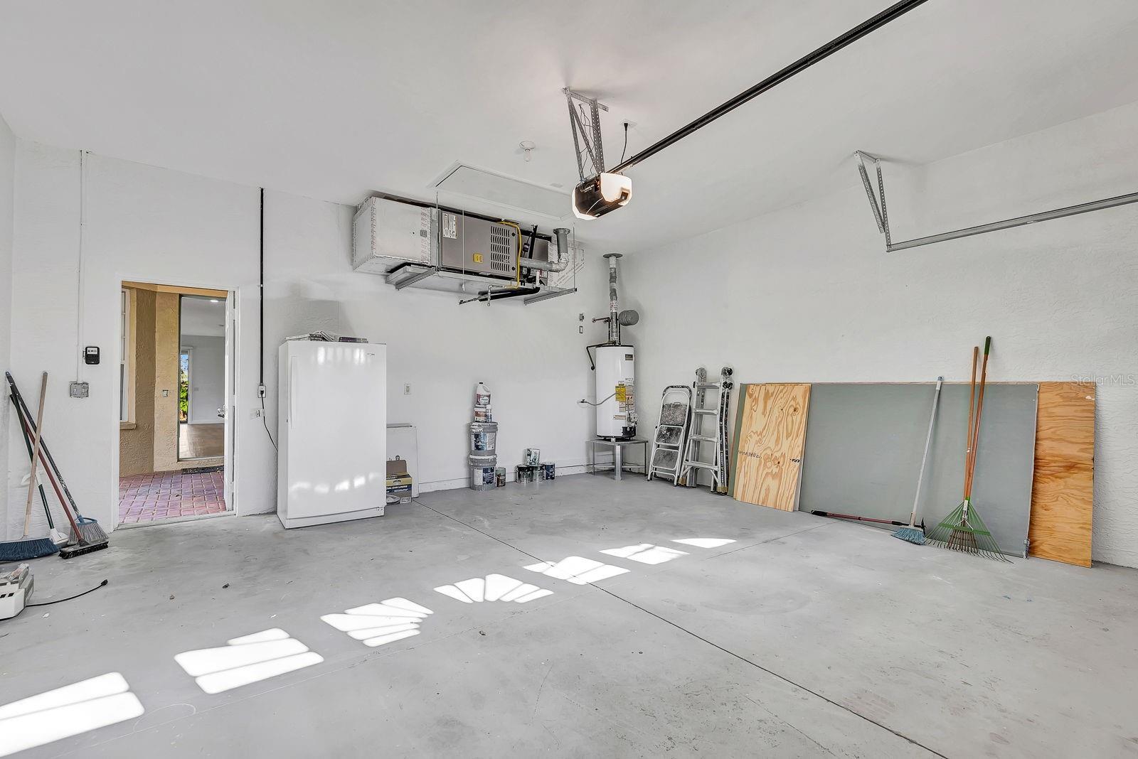 AVALON AT THE VILLAGES OF PALM-AIRE 1 - Residential