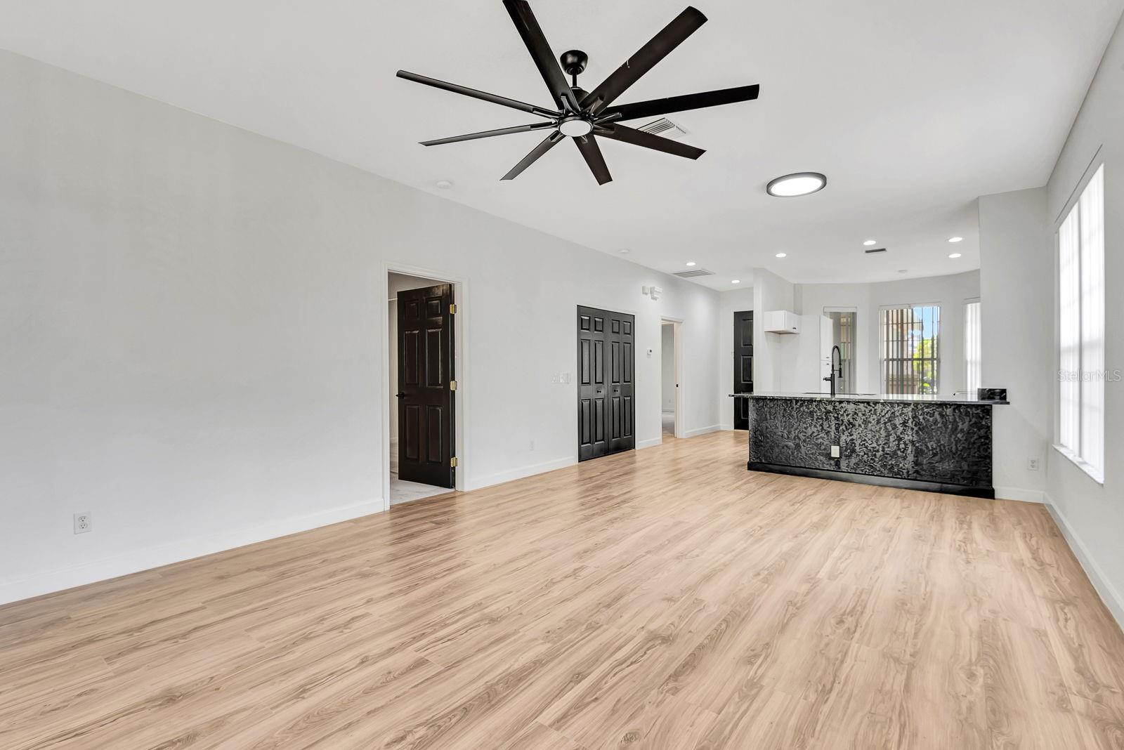 AVALON AT THE VILLAGES OF PALM-AIRE 1 - Residential