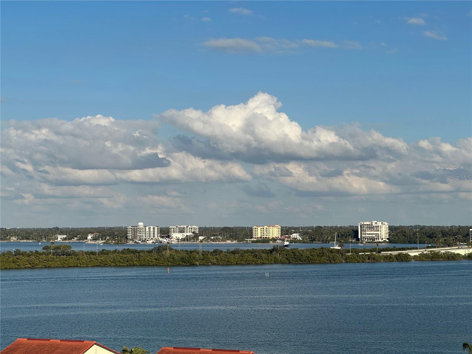 855 BAYWAY BOULEVARD 902