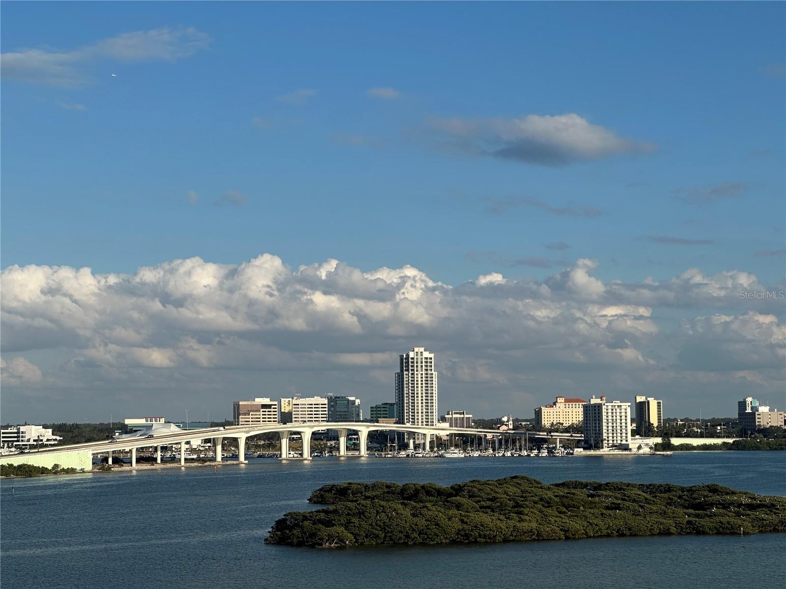 855 BAYWAY BOULEVARD 902