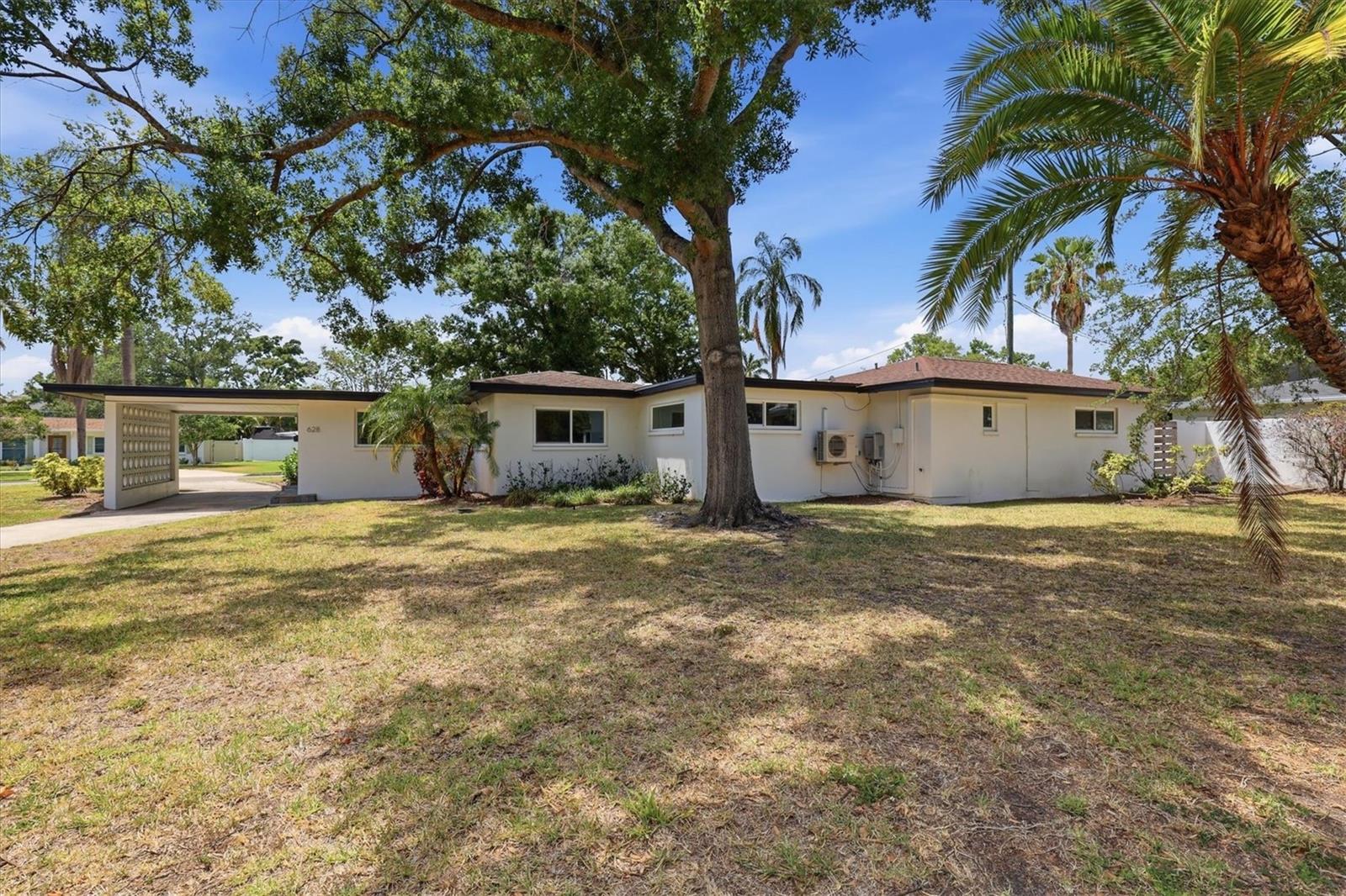DAVIS ISLANDS - Residential