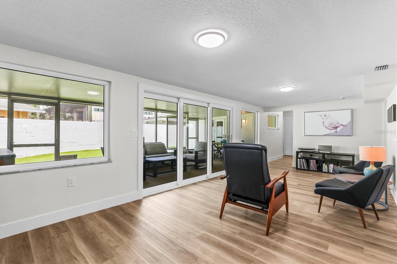 DAVIS ISLANDS - Residential