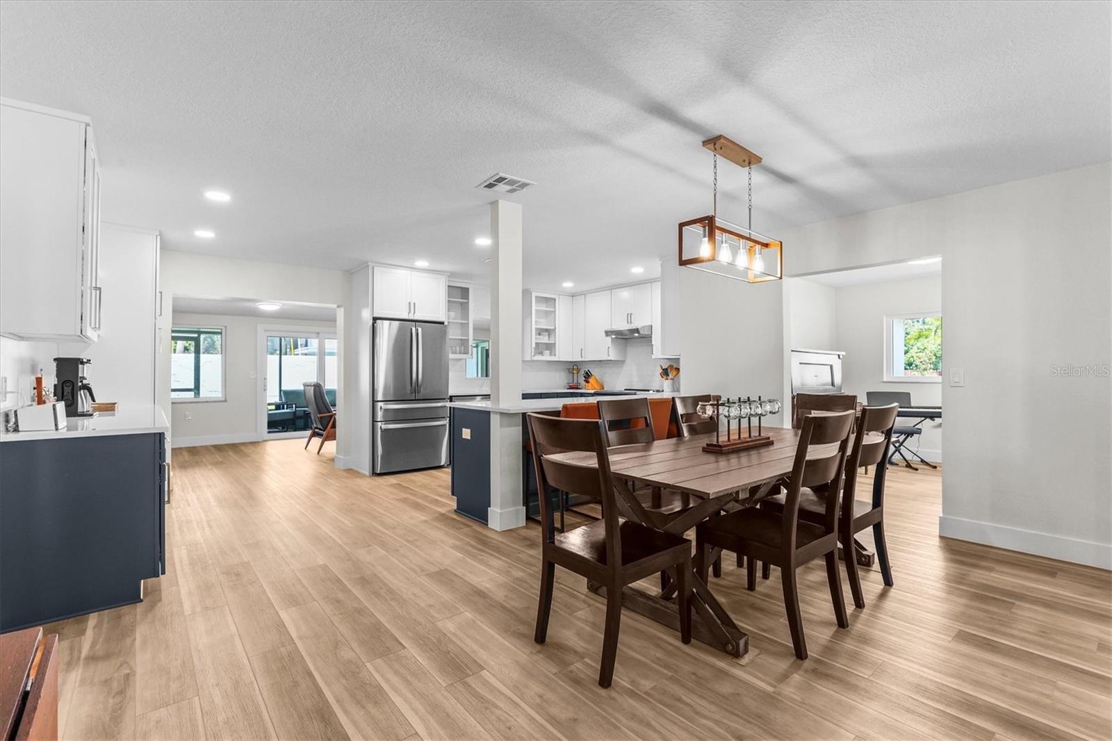 DAVIS ISLANDS - Residential