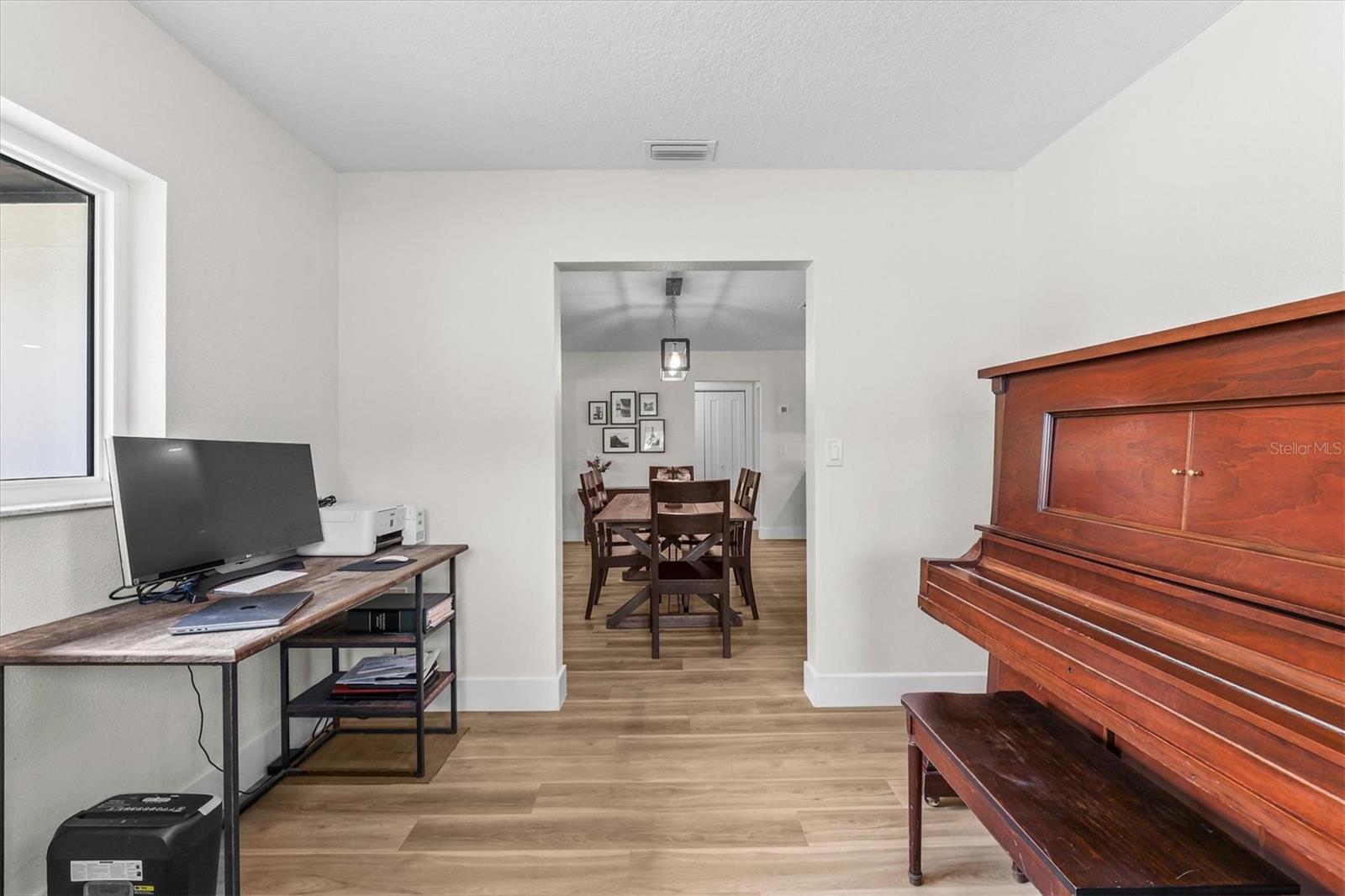 DAVIS ISLANDS - Residential
