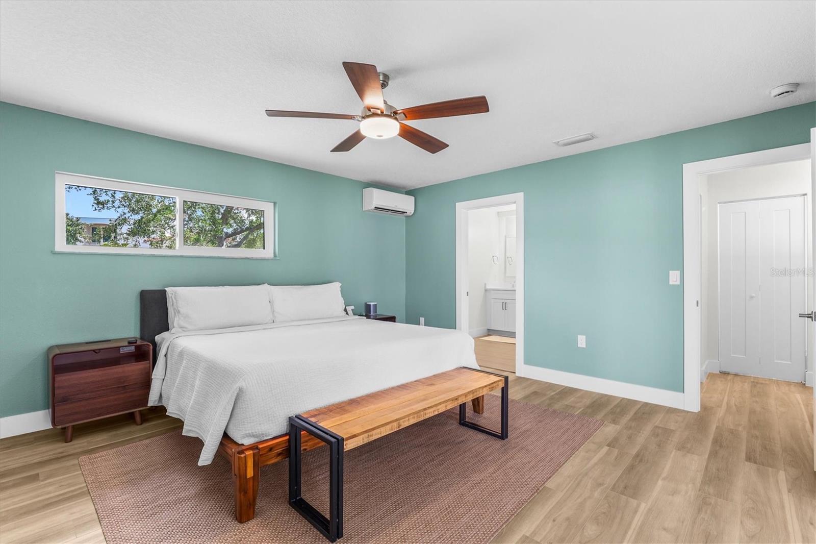 DAVIS ISLANDS - Residential