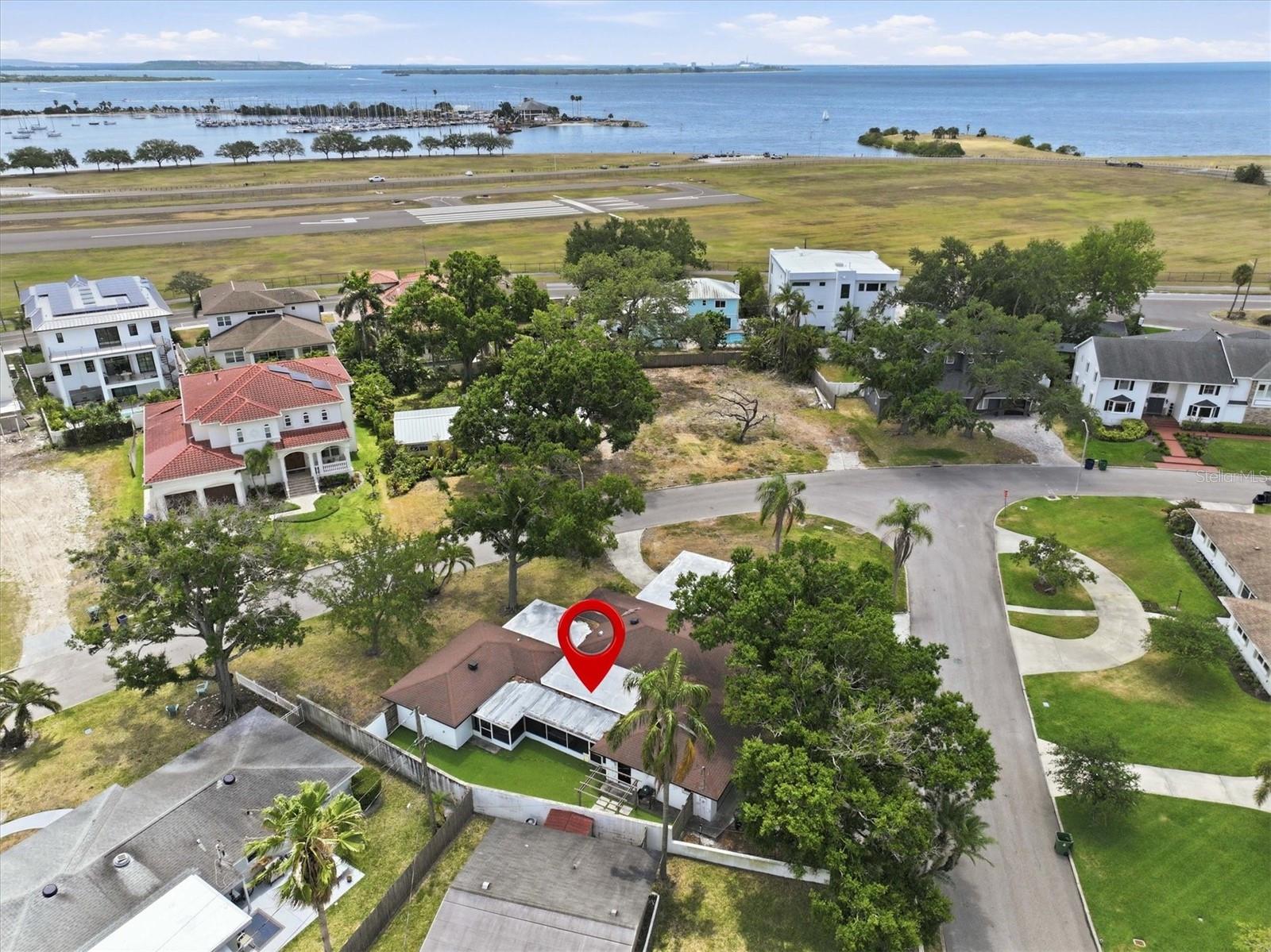 DAVIS ISLANDS - Residential