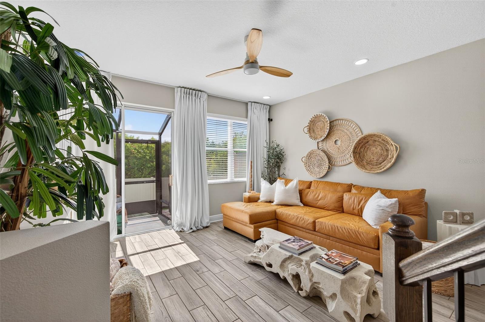 TOWNS AT BELLEAIR GROVE - Residential Lease