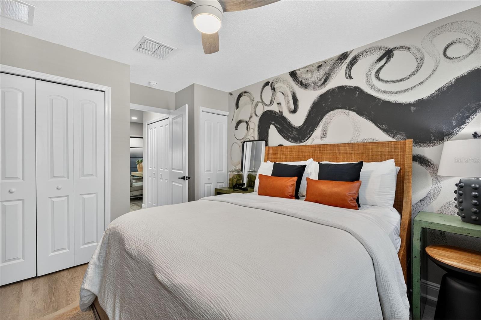 TOWNS AT BELLEAIR GROVE - Residential Lease