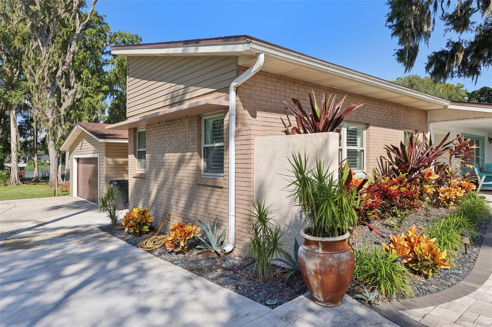 LEESBURG PALMORA PARK ANNEX - Residential