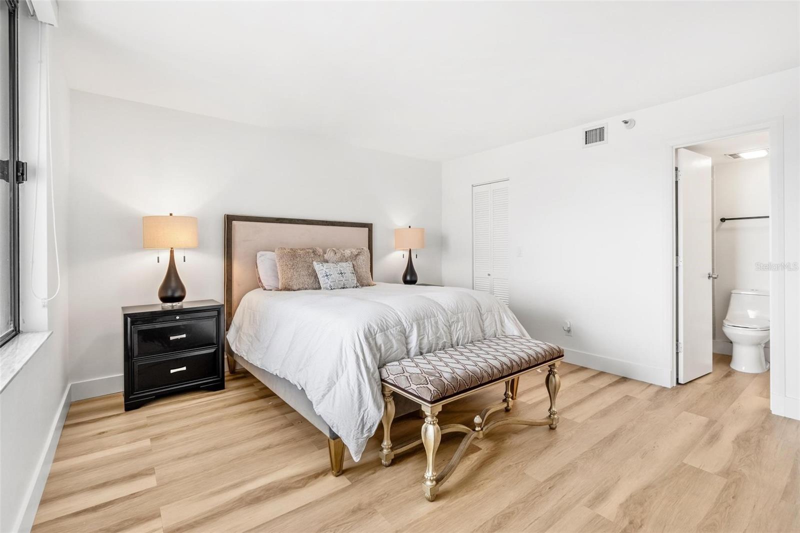 PELICAN BAY YACHT CLUB CONDO BLDG A - Residential