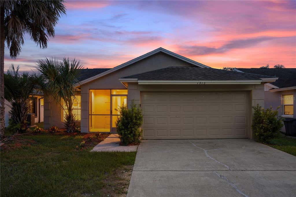 Photo of 1513 Indian Oaks Trail, Kissimmee, FL 34747 (MLS # O6429805)