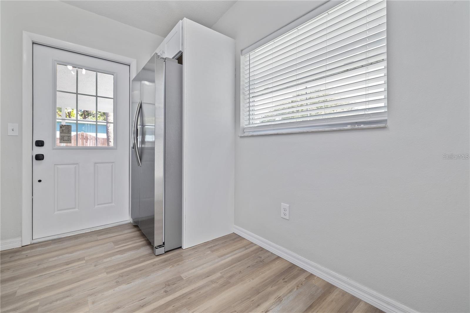 CASSON HEIGHTS - Residential Lease