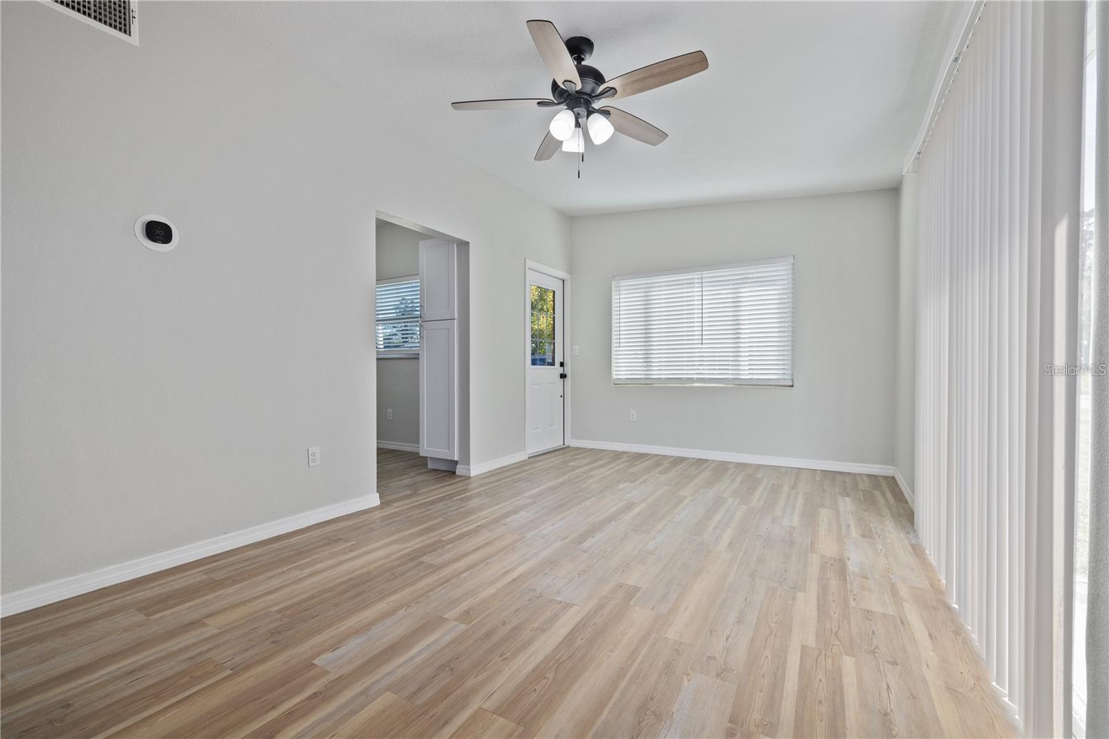 CASSON HEIGHTS - Residential Lease