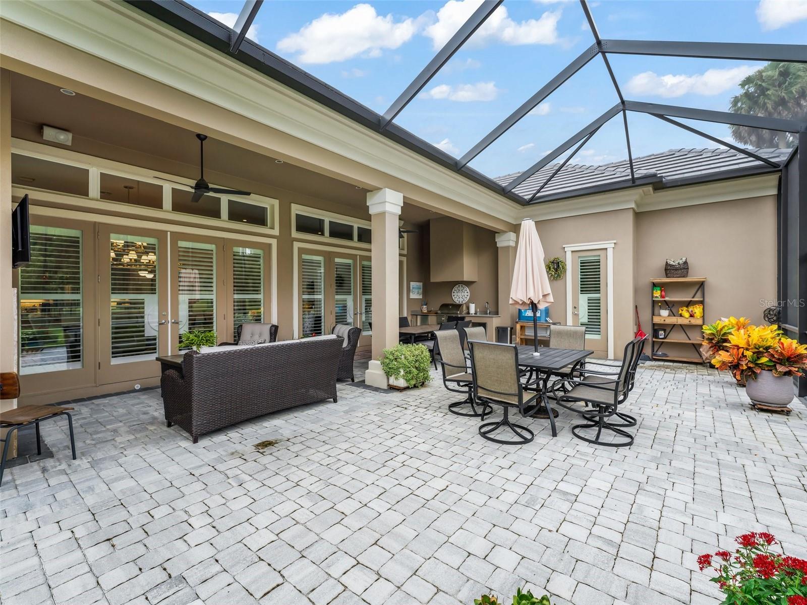 GOLDEN OCALA - Residential