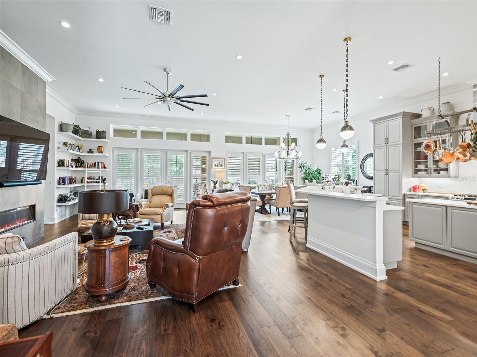 GOLDEN OCALA - Residential