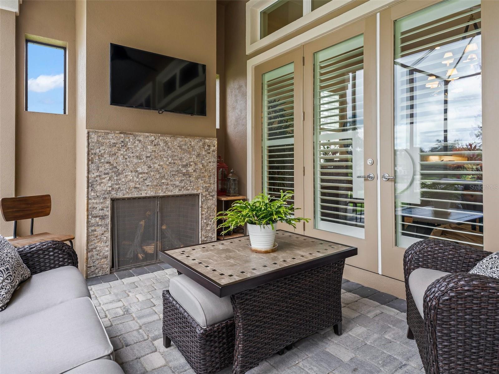 GOLDEN OCALA - Residential