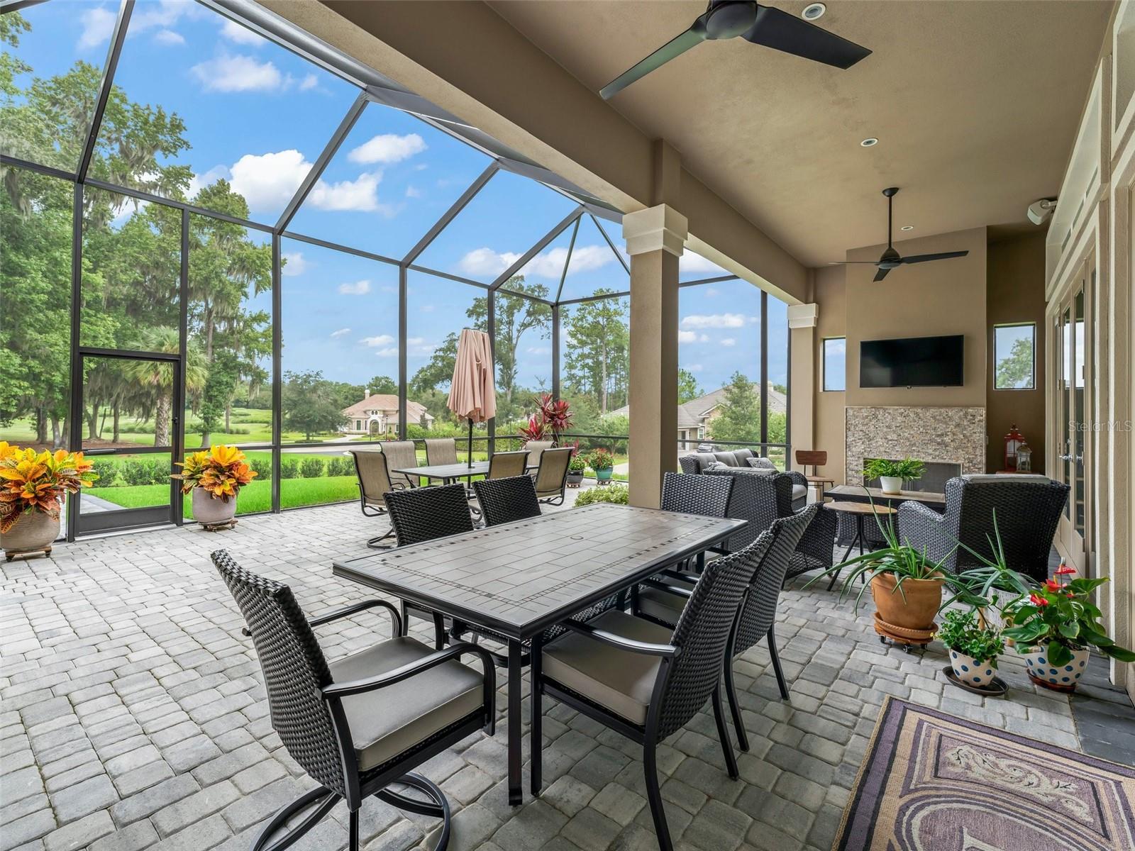 GOLDEN OCALA - Residential